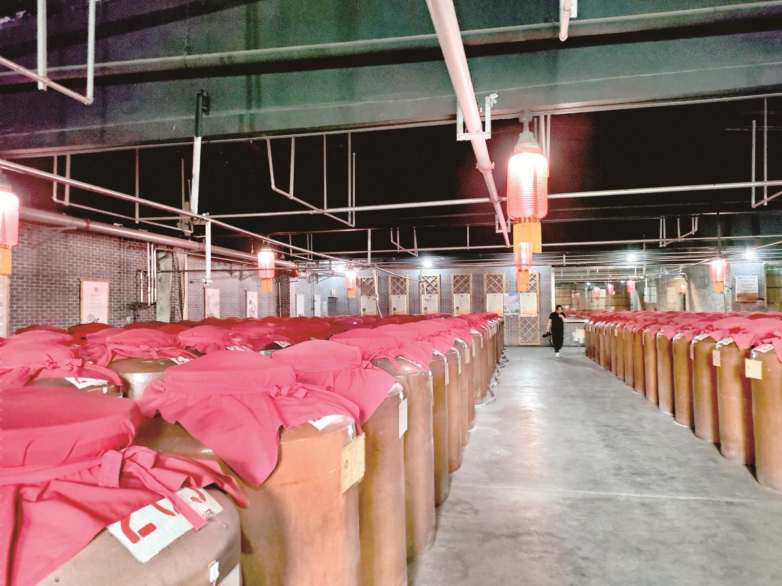 骆驼高建忠,骆驼酒业总经理高建忠