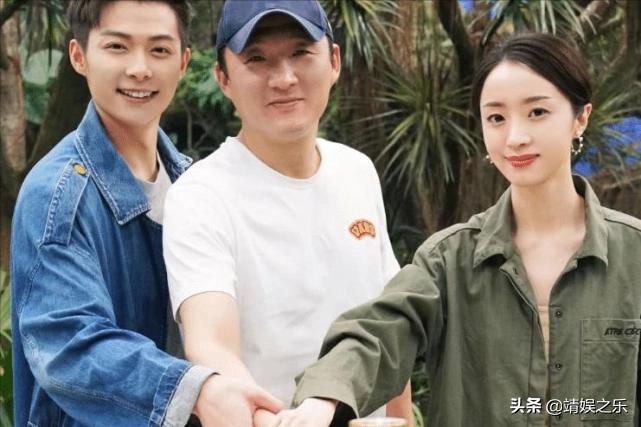 张铭恩晒与徐璐胡冰卿聊天,张铭恩跟徐璐是怎么分手的