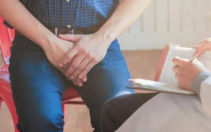 一个医学科普视频,医学科普一男一女