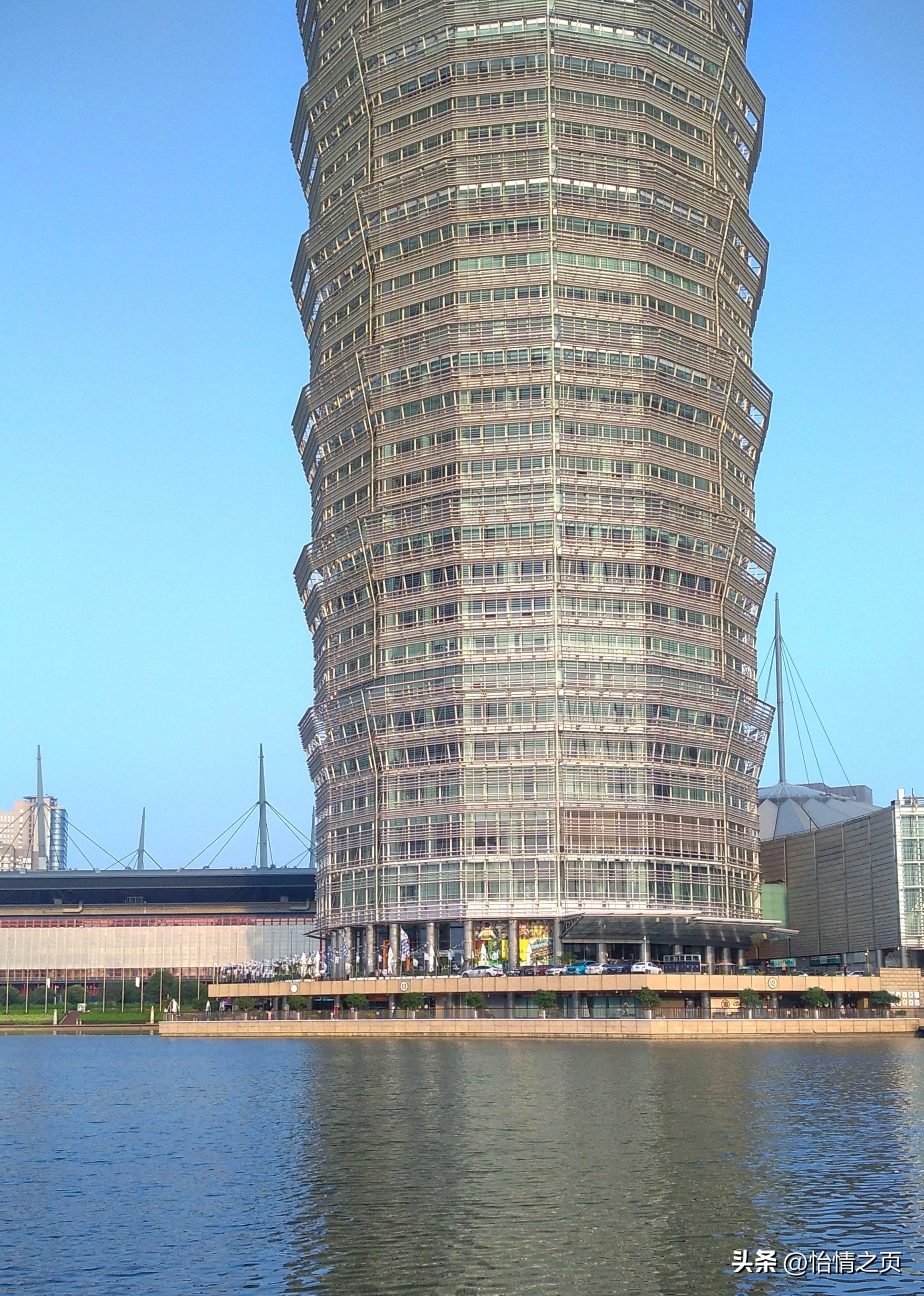 涓囪豹鍗拌薄閰掑簵,涓囪豹閰掑簵涓