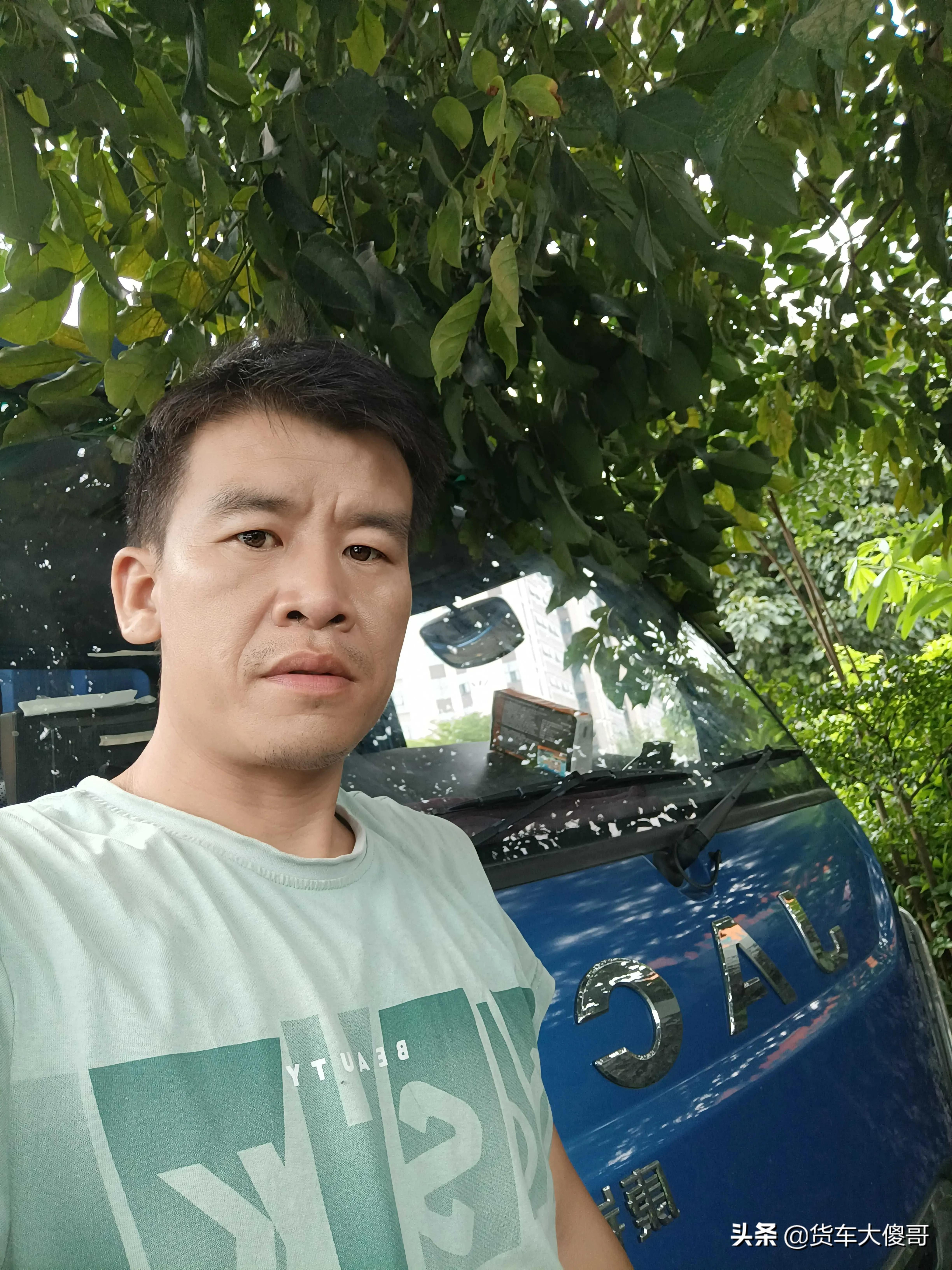 找不到老婆的农村光棍将何去何从,打了一辈子的光棍最后都怎么样了