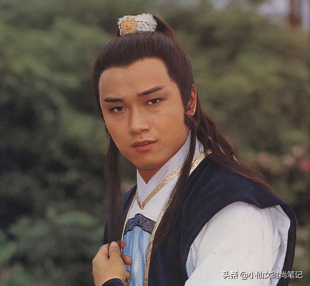 苗侨伟年轻帅气图片,越看越帅气的男人苗侨伟