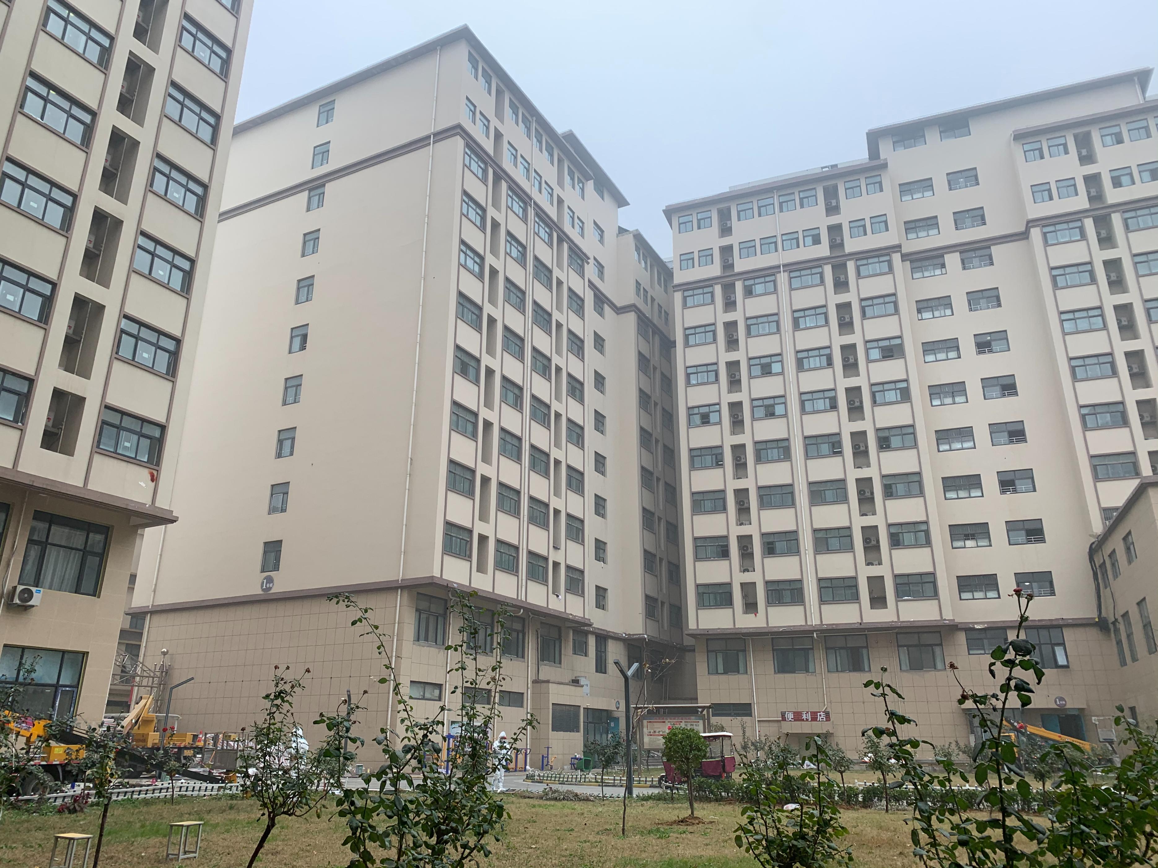 郑州富士康完成宿舍升级空调,富士康郑州园区宿舍翻新