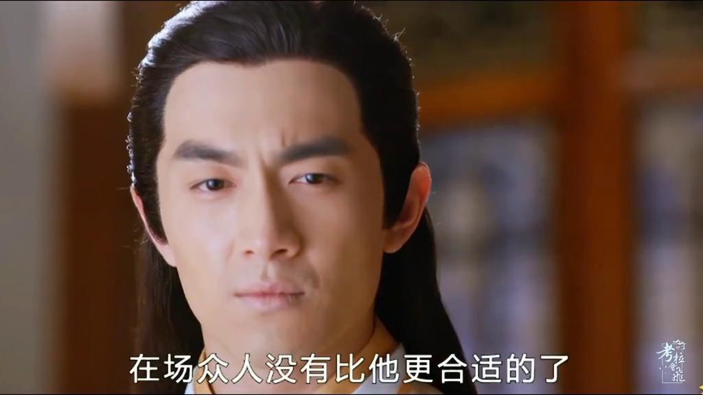 星儿竟然要杀了他最爱的公子,星儿认为玥公子杀了她哥哥