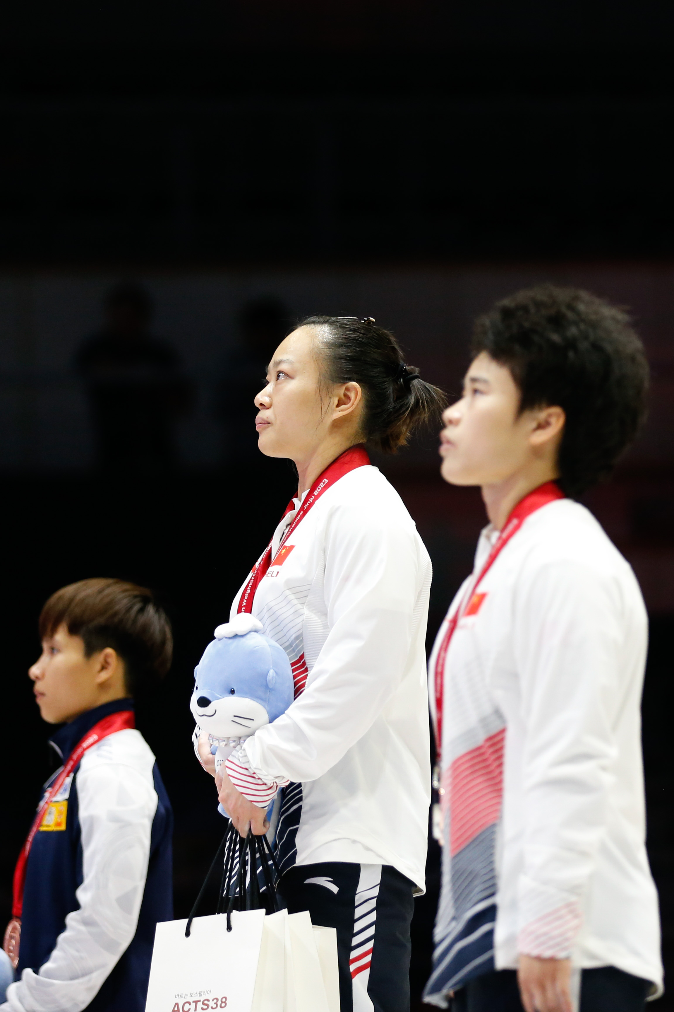 通过实战查找问题了解对手——中国女举力争世锦赛再创佳绩