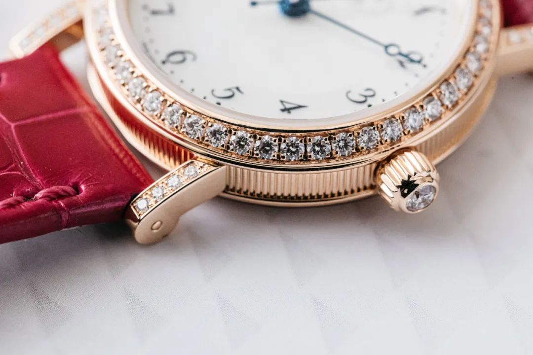 宝玑腕表调日历,宝玑月相表是不是随时间变化