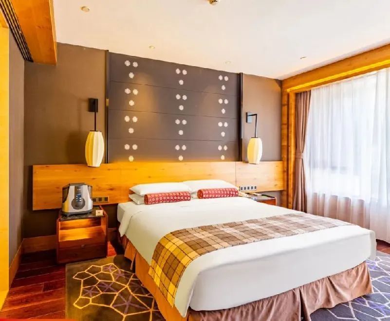 小吉带你去游乐园玩,小吉吉年货节