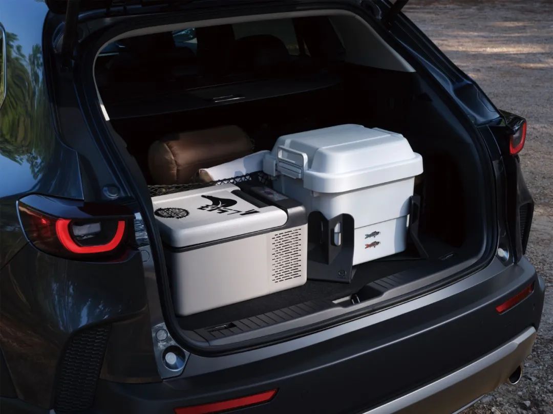 马自达cx-50行至巅峰,马自达cx-50实车感觉有点小