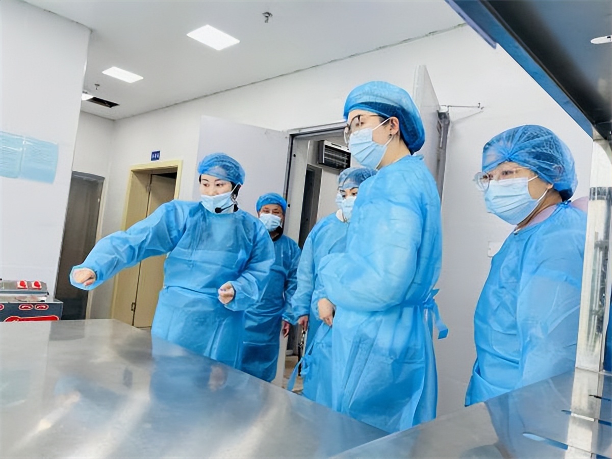 小学食堂开放日活动报道,学校食堂开放日活动报道