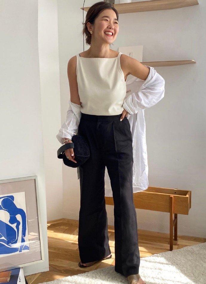 25-35岁轻熟风穿搭博主推荐,这位博主的日常穿搭真的时髦炸裂