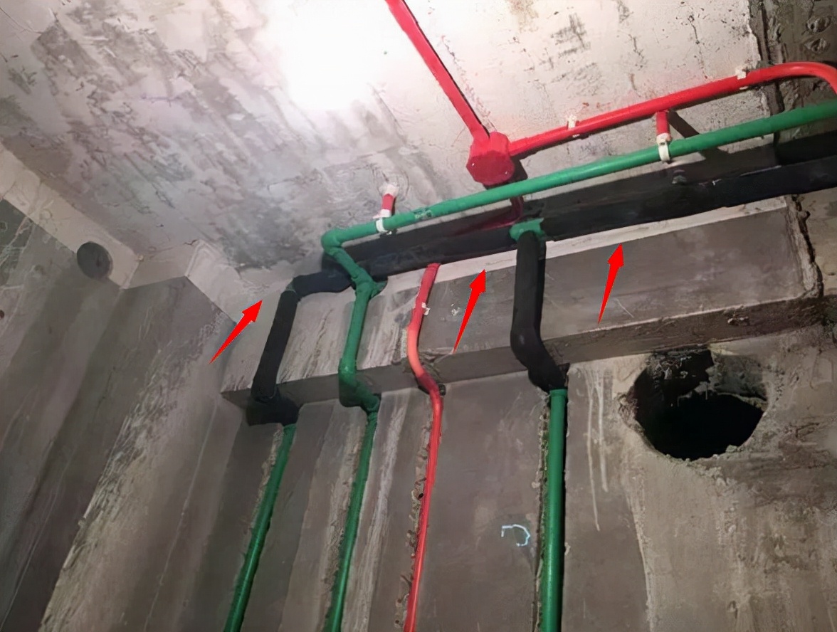 家中的水管突然爆了怎么回事,家里自来水管爆裂原因