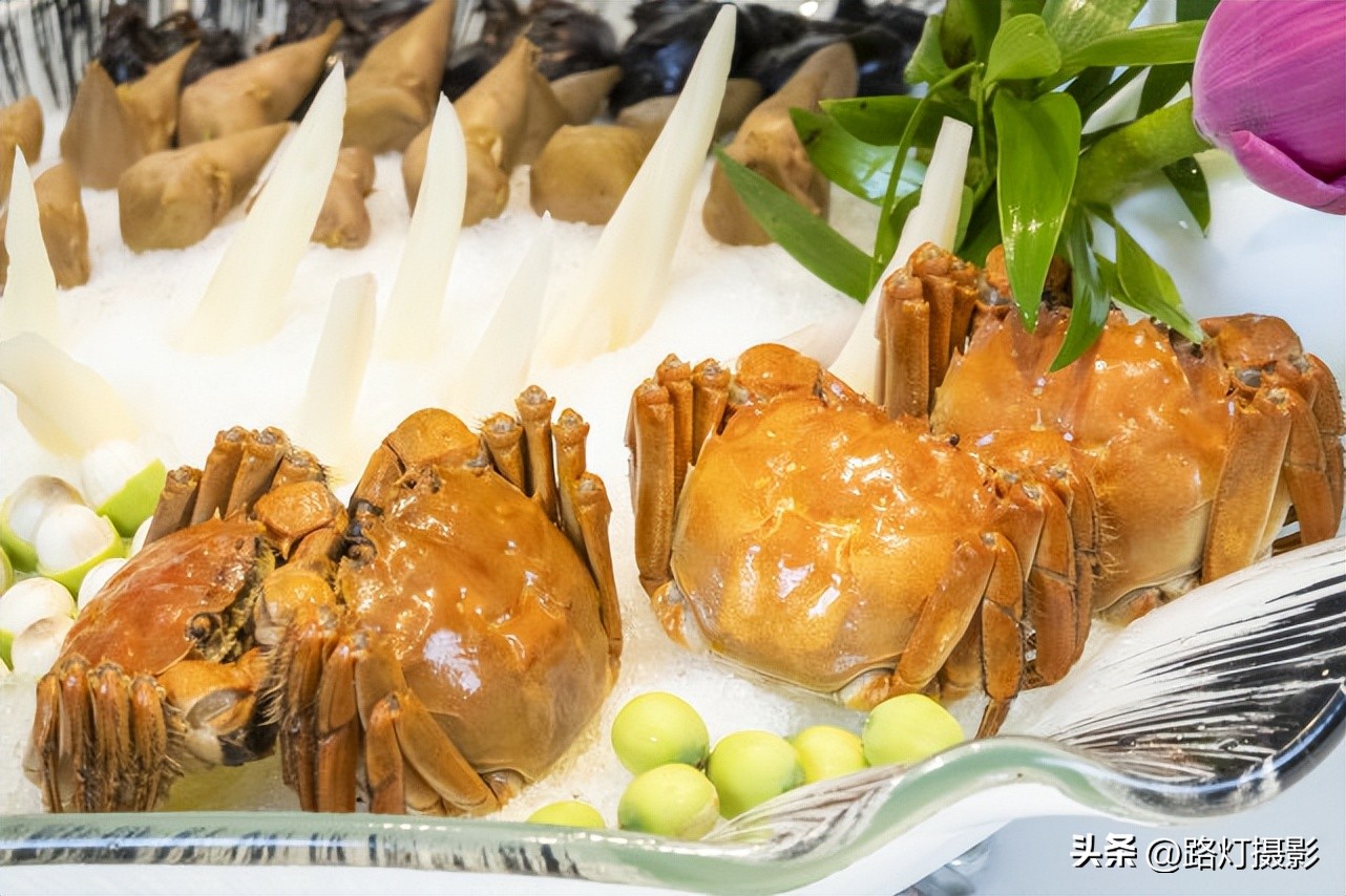 壳薄肉嫩、鲜香肥美！秋天不必下江南，在北京就能吃到“六月黄”