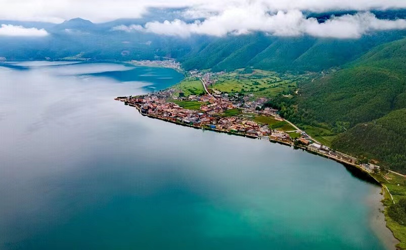云南建水旅游十大必去景点,云南丽江十大旅游景点
