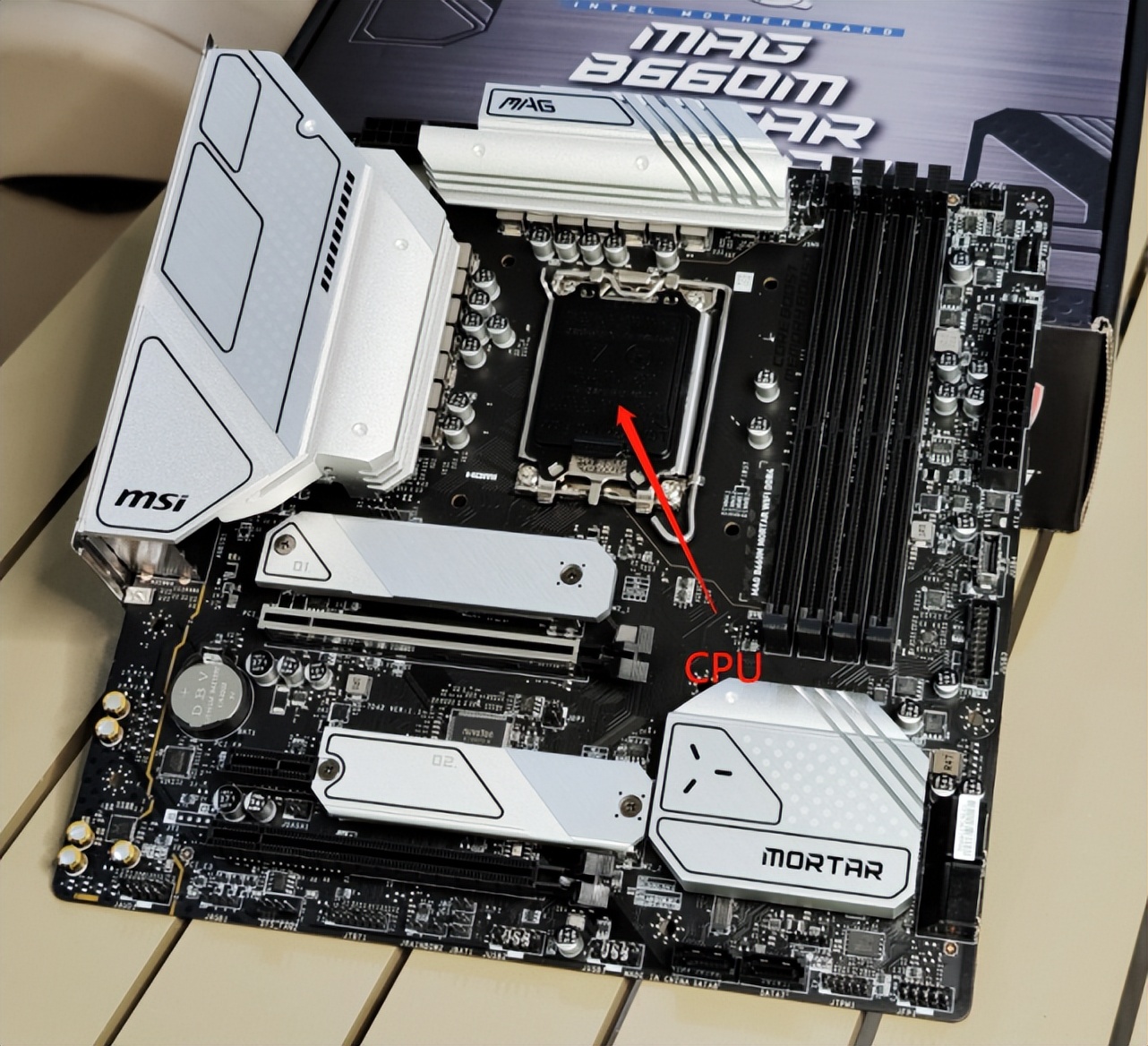 如何自己组装一台电脑,教你组装一台电脑