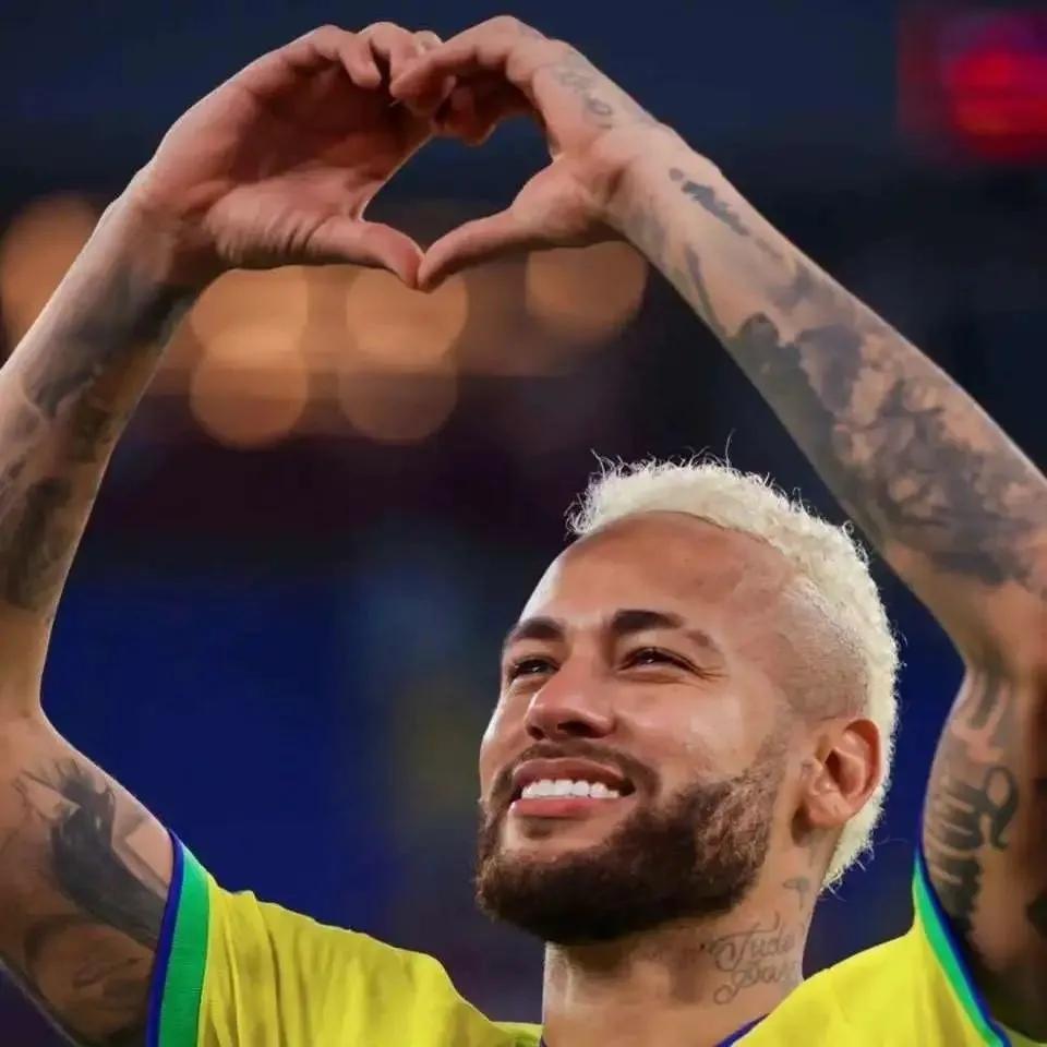 世界杯经典名句解说词,2022世界杯开幕式解说词