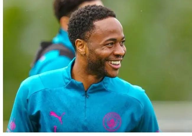 斯特林错失良机,快乐足球斯特林什么水平