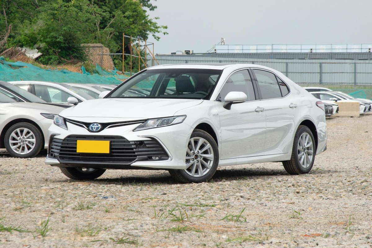 18年凯美瑞双擎旗舰版沉浸式体验,新款凯美瑞双擎2.5豪华版概念