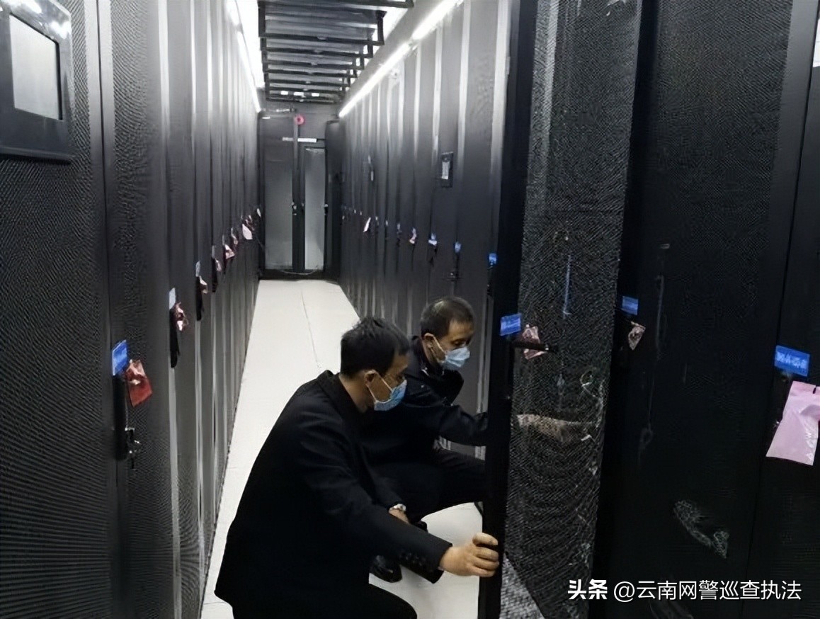 国庆我在岗执勤保平安,国庆我在岗您的安全我护航