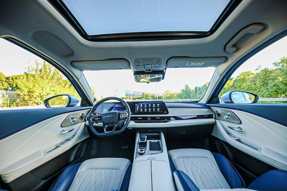 自主豪华反击BBA,竟是10万级的艾瑞泽8打响了第一枪