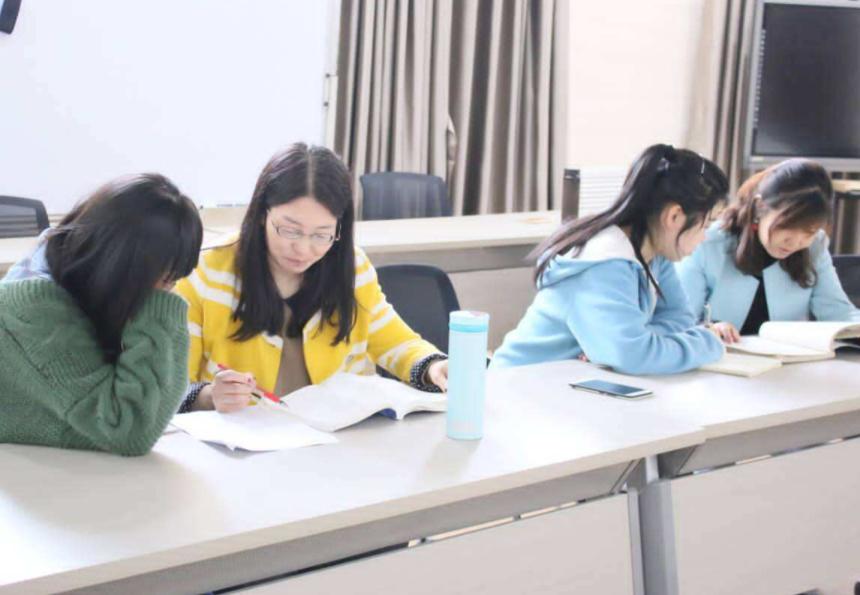 华为156万年薪挖来的女博士,华为高薪女博士