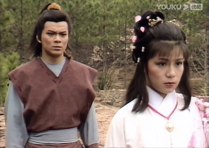 83版射雕英雄传周伯通经典片段,射雕英雄传83版经典武打片段