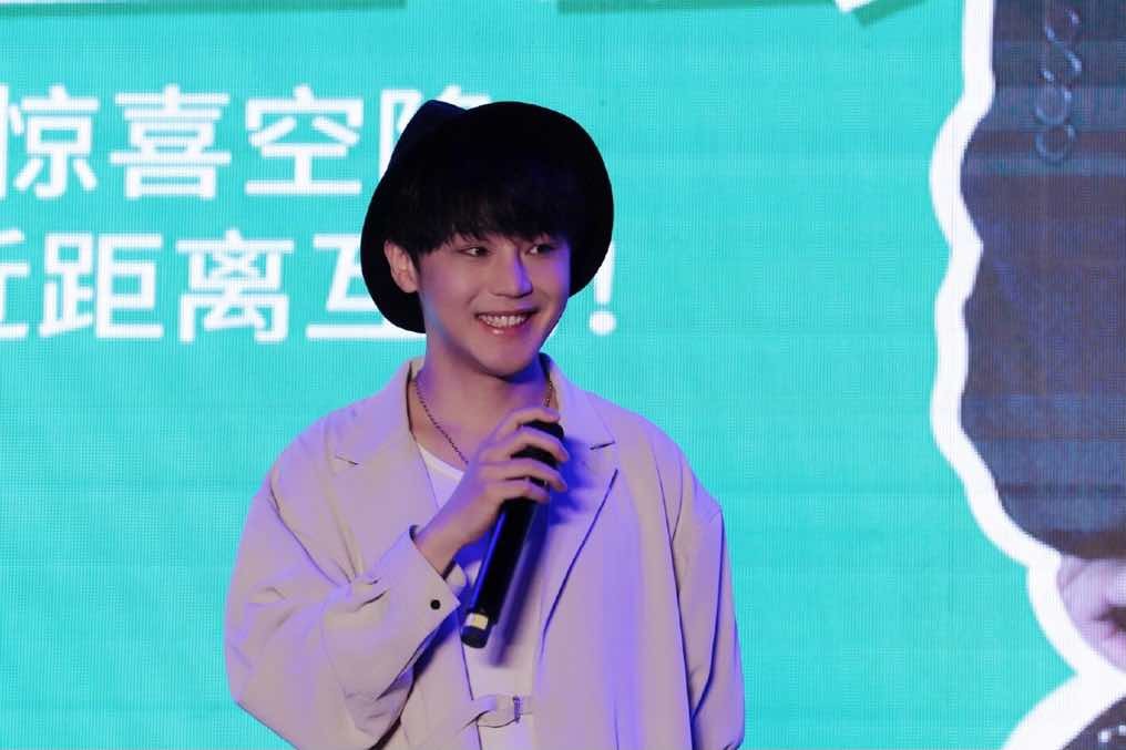 快男华晨宇怎么夺冠的,华晨宇哪届快男前二十排名