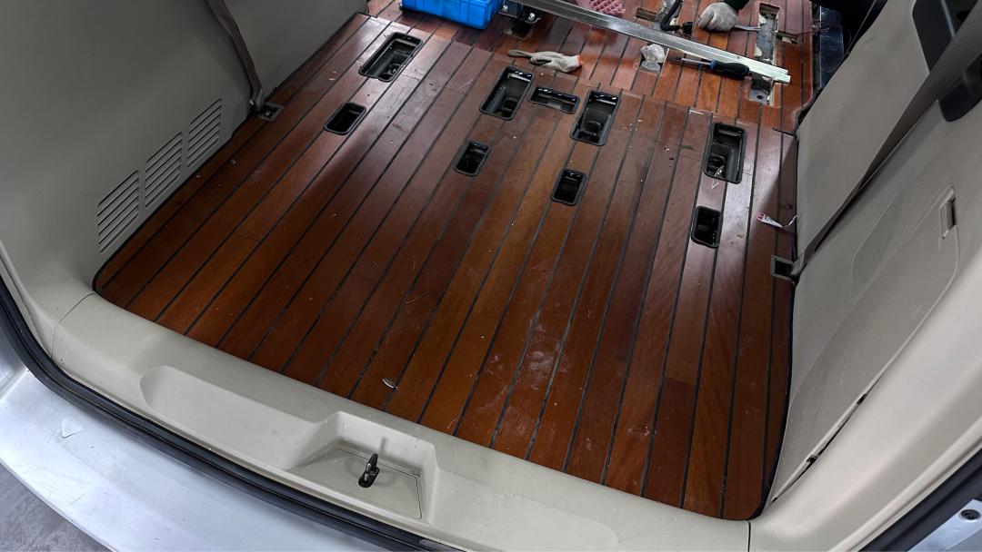 破烂的车变成新车,破烂的车子翻新