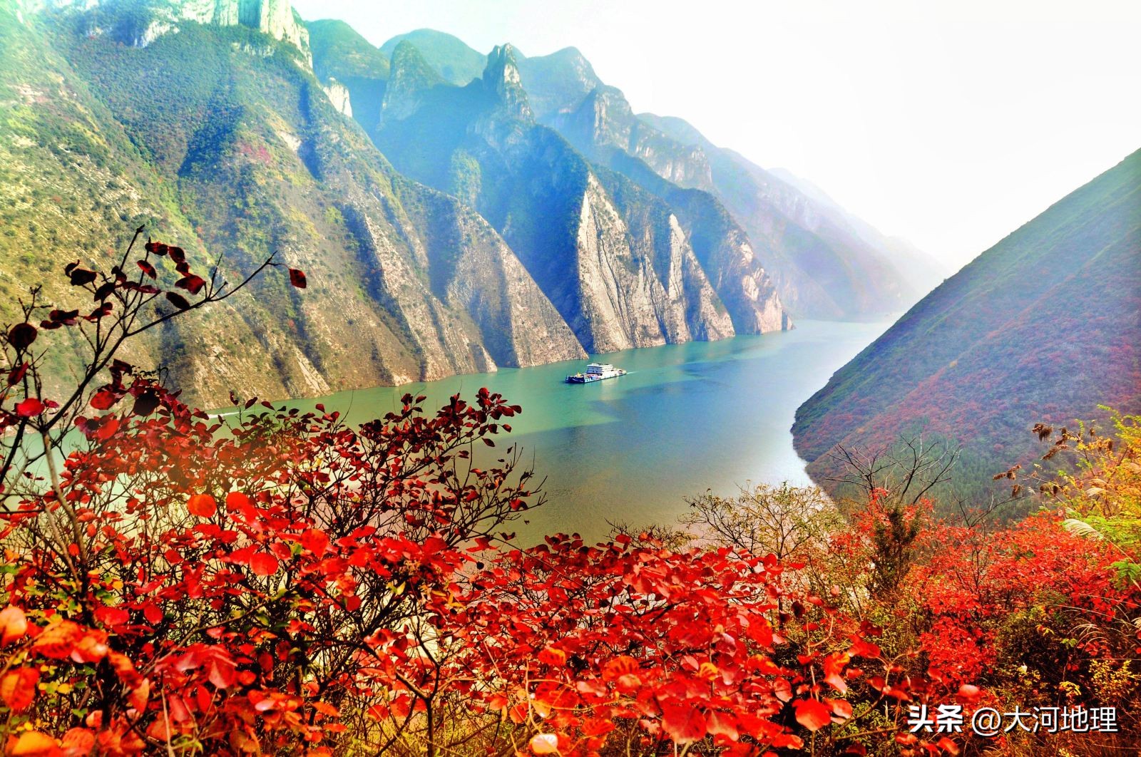 中国南方这30个景点,难说多知名,但敢说它的秋色最艳最浪漫