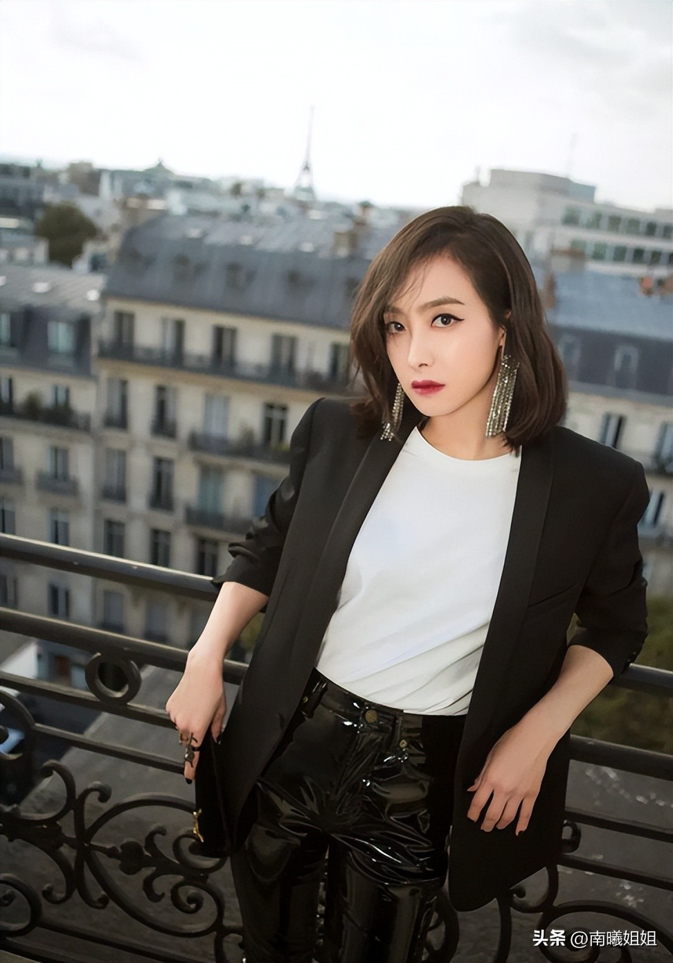 30-40岁洋气超短烫卷发减龄,适合50岁的减龄短羊毛卷发型