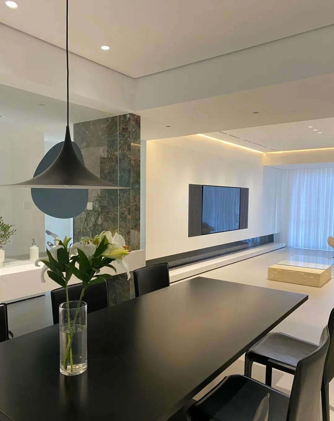 近日浙江一女子晒出自建房,辽宁一女子晒160新家装修