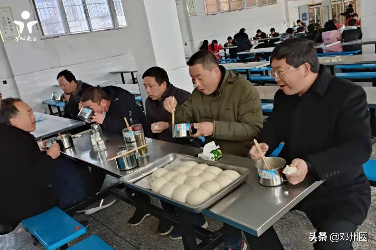 邓州新闻联播,校园播报邓州市