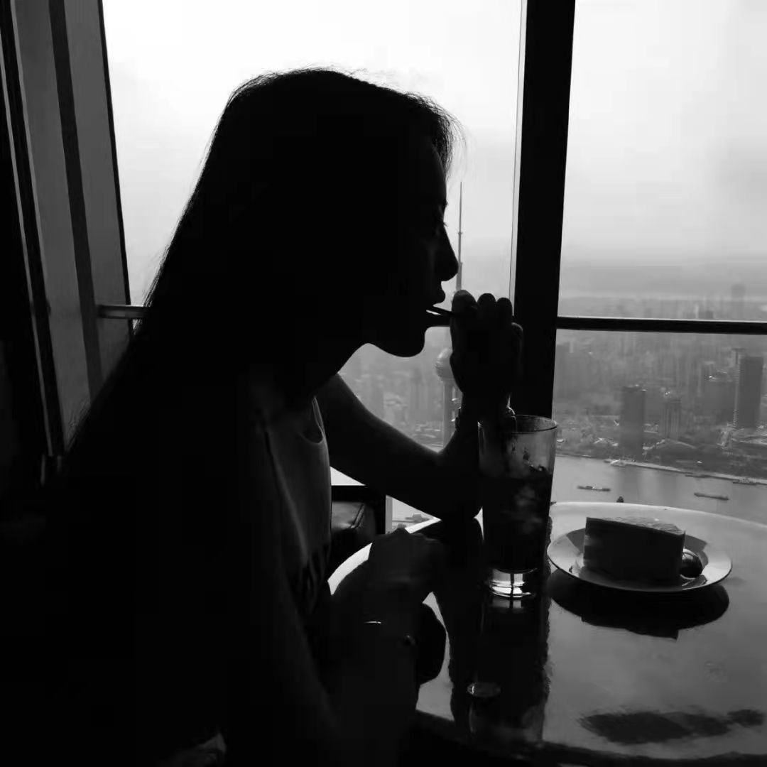 我竟然在男友的狼友群里，发现了自己，崩溃至极