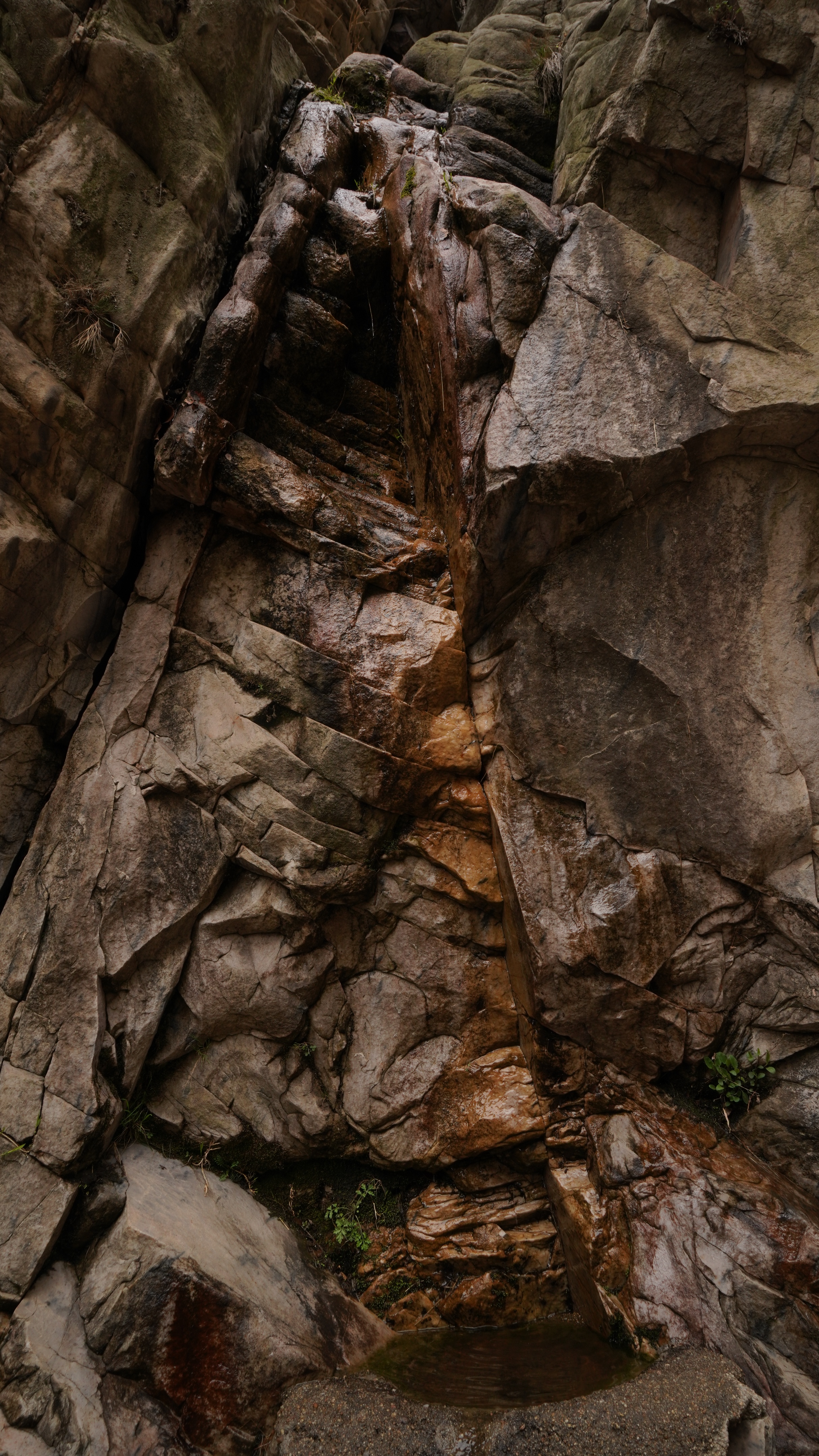 嵩山少林寺几级景区,中岳嵩山和少林寺是一个景区吗