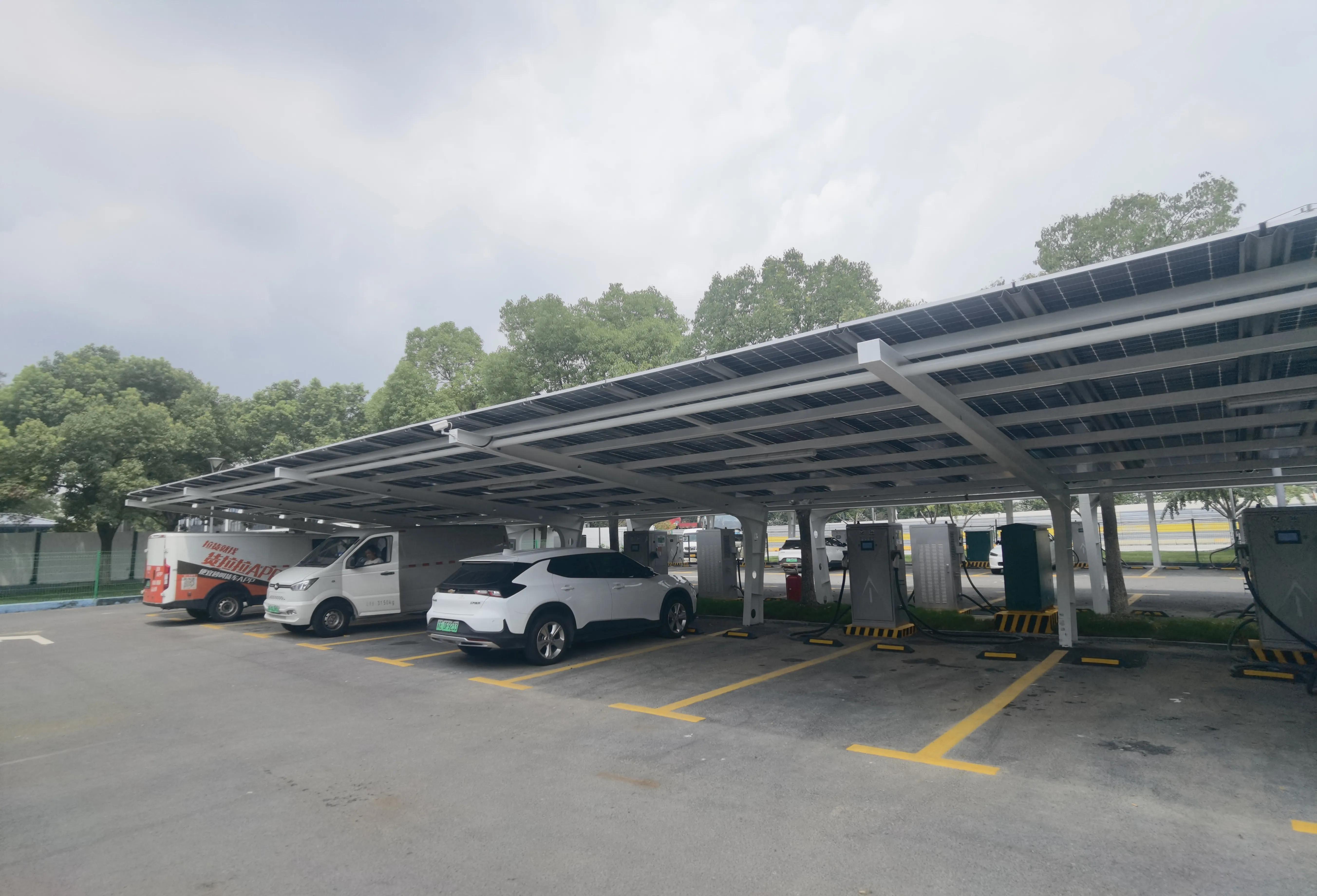 昆山有哪些新能源充电站,昆山新能源充电站建设