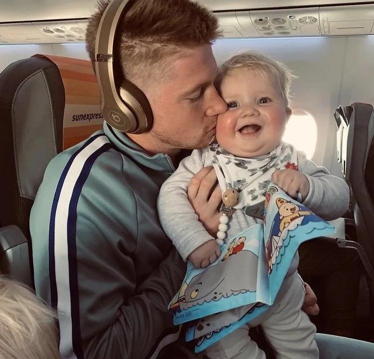 足球无法被超越的头像,足球头像射门