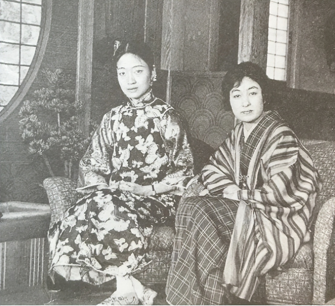 清朝皇后抽大烟,清朝皇后抽烟