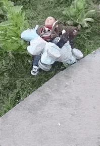 女朋友说她不能穿比较紧的衣服，我瞬间就懂了，效果原来是这样的