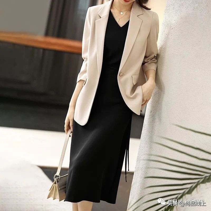 随便搭配半裙又好看又显腿长！【尚都比拉】女装，一口价49元任选