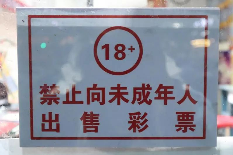 大手拉小手创建文明城怎样拍,小手拉大手共创文明城汇报材料