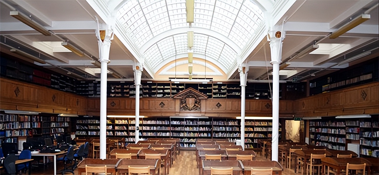 英国留学院校丨伦敦中心的顶级名校：伦敦大学学院