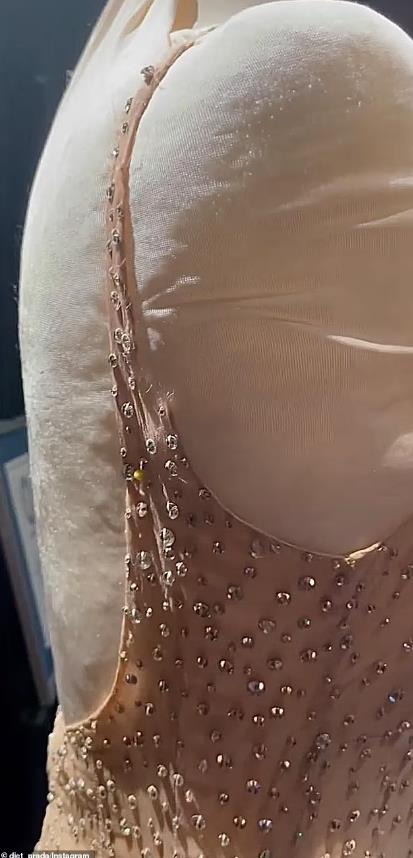 卡戴珊百万项链,卡戴珊买奢侈品