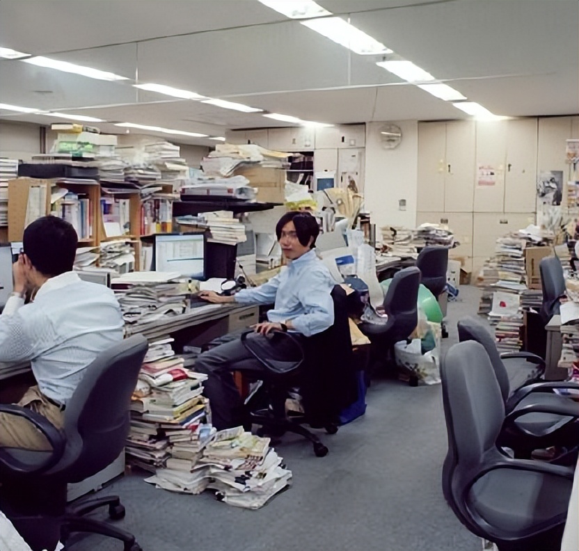 社交圈的隐藏力量，宅文化是如何影响日本的经济和文化产业的？