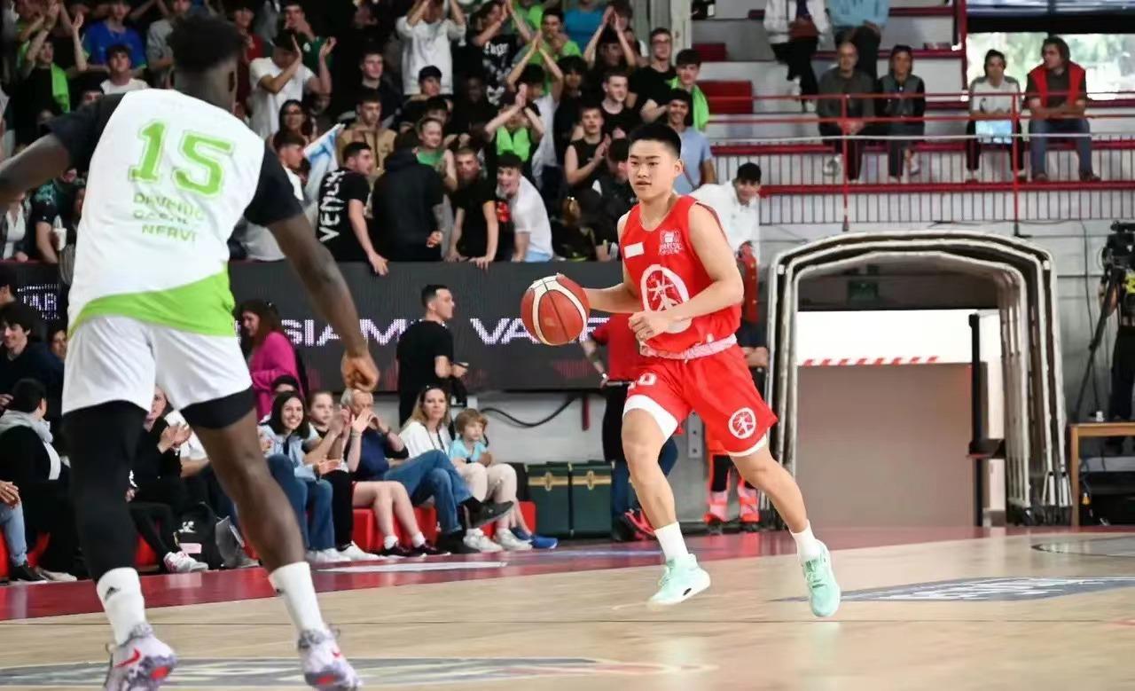 17岁男篮天才,17岁篮球天才比詹姆斯强