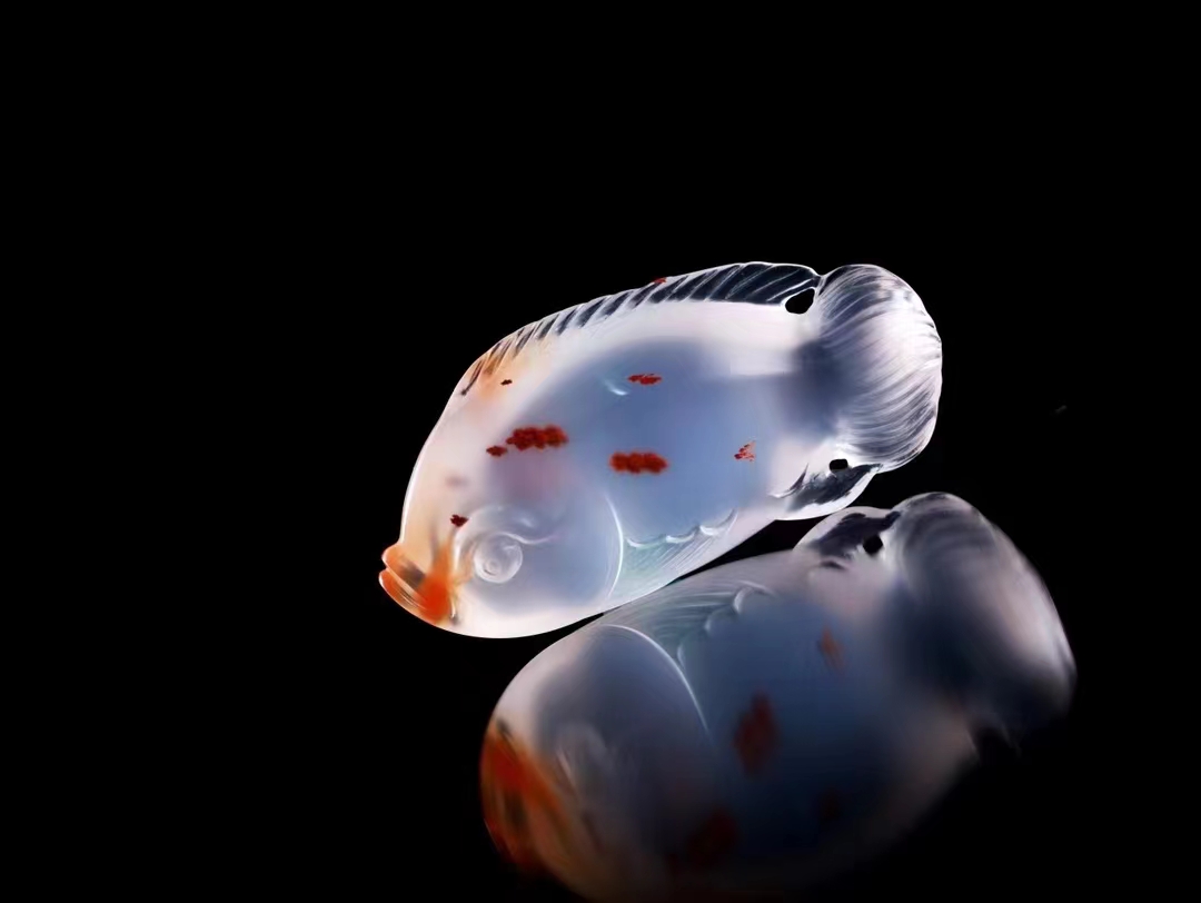 红色迷人眼，雕石入魔障，却要为五斗米折腰？