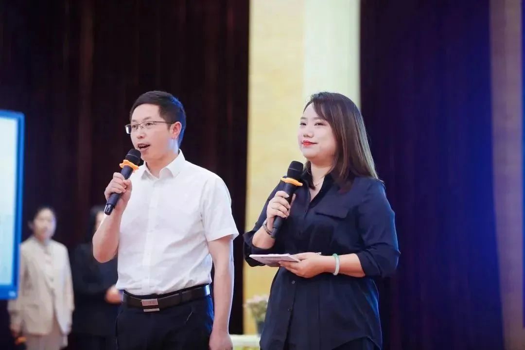 武汉首届智慧教育优秀教师,武汉东湖高新技术开发区新教师