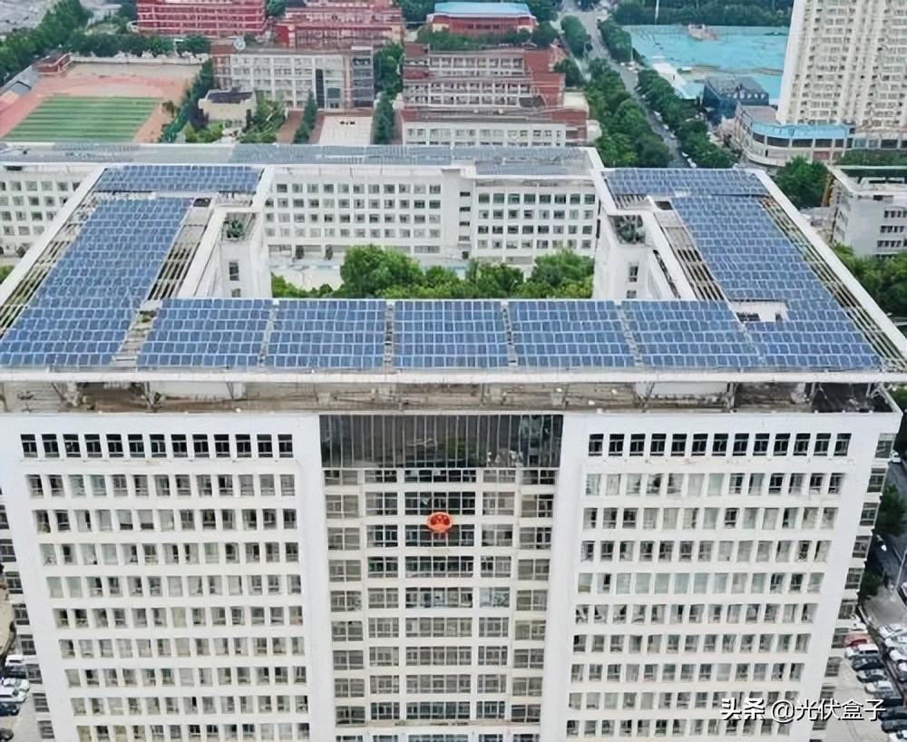 2024年建集中光伏前景,近期建设光伏项目大全2022年