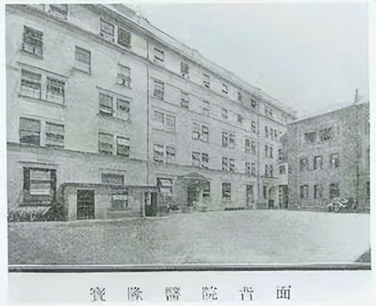 1990年，86岁的*小平邓**来到发妻墓前，对邓楠说：她比照片上更漂亮