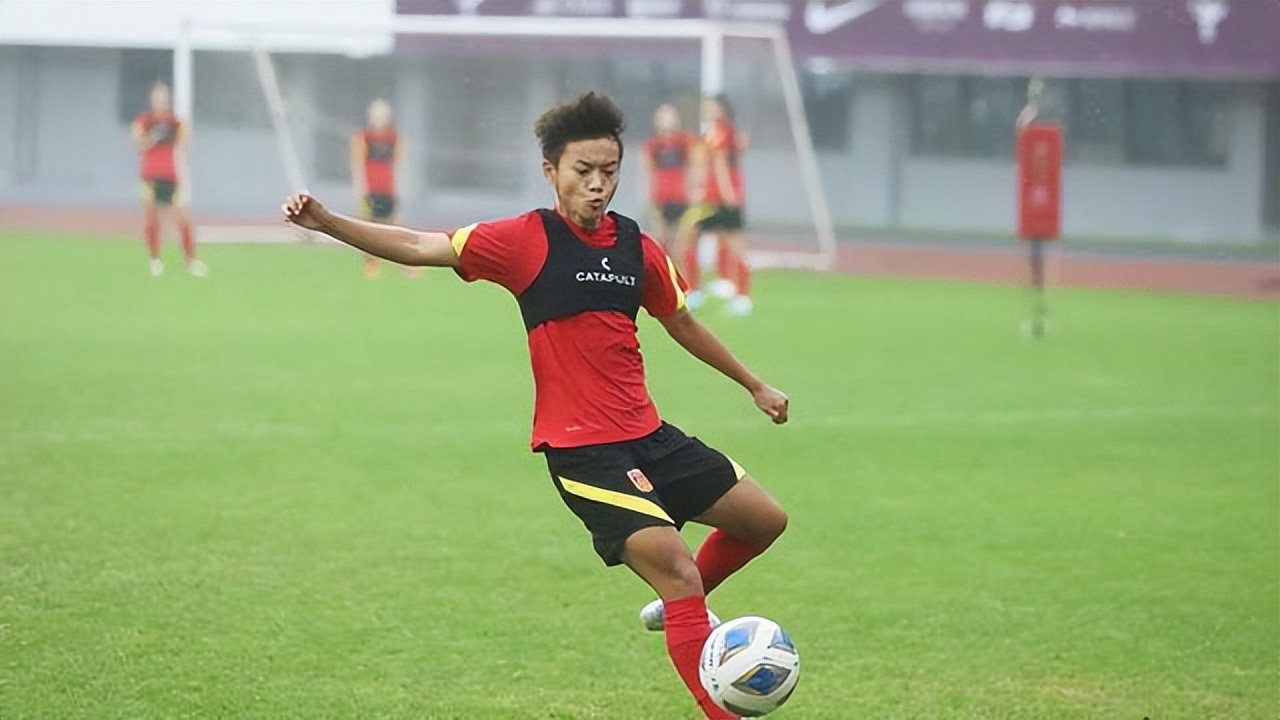 中国女足王霜加盟热刺女足,国脚王霜加盟托特纳姆热刺女足