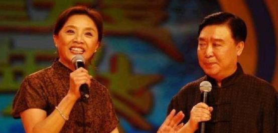 师胜杰追悼会女儿捧父亲遗像视频,师胜杰妻子宋艳现状