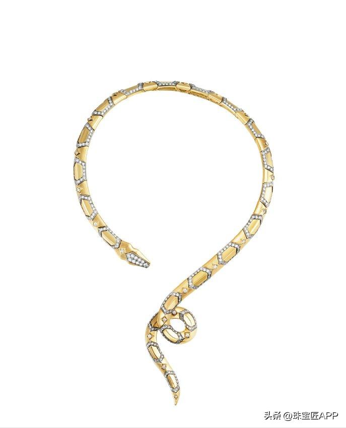 宝诗龙问号项链周冬雨,宝诗龙孔雀问号项链